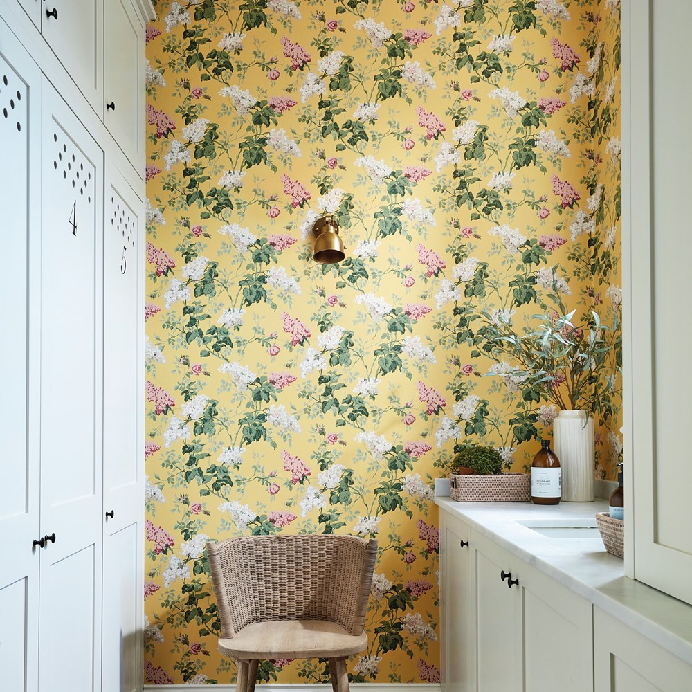 Sommerville Wallpaper 217051 by Sanderson in Carmen Daffodil